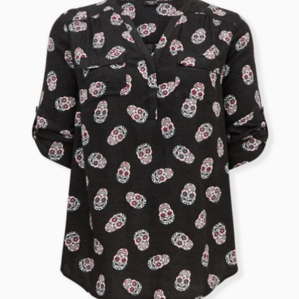 Torrid NWT NEW 4X Sugar Skull Harper Blouse!